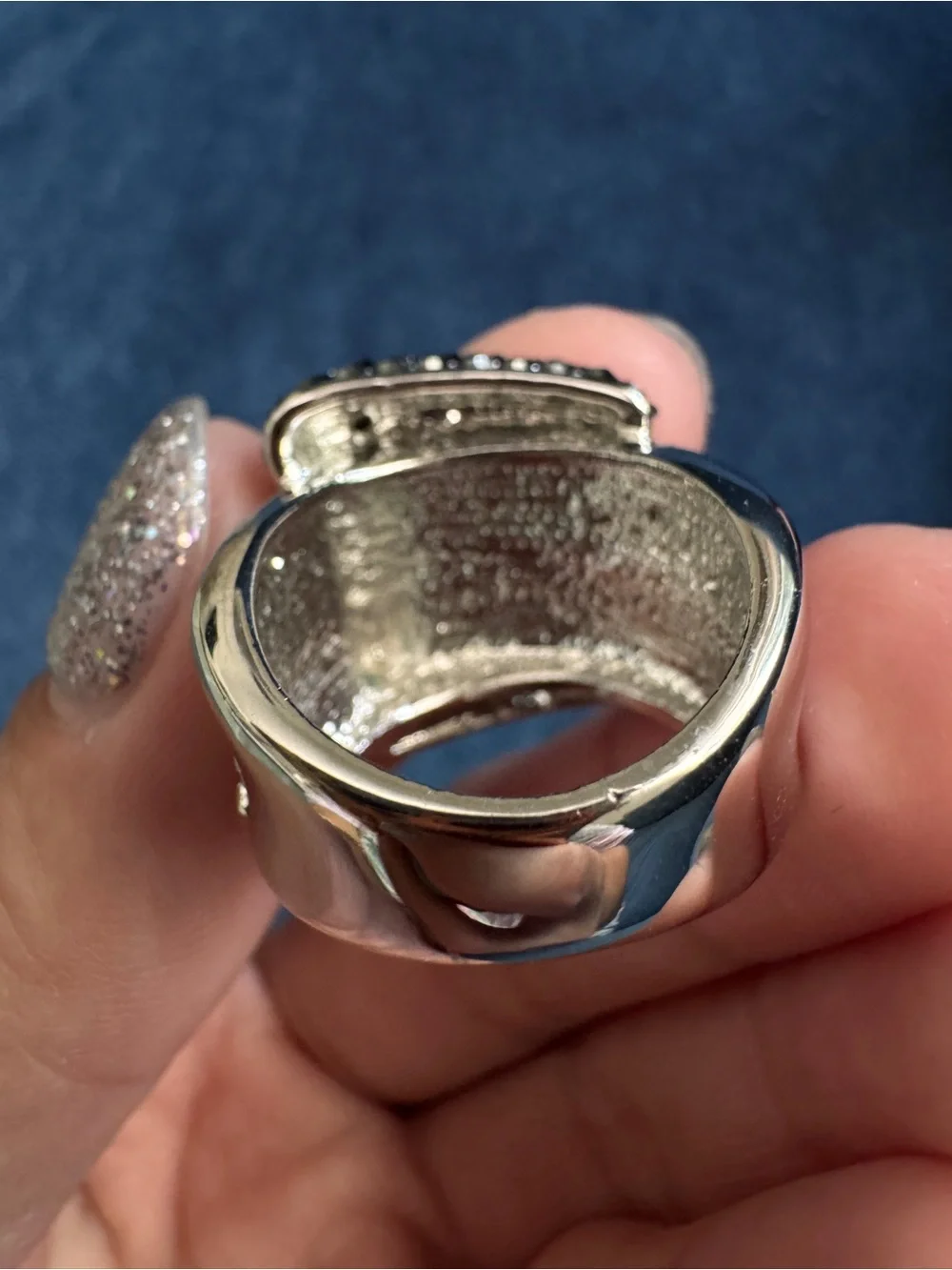 Stunning Silver tone Buckle black and white Rhinestone Cocktail Ring size 6.5
